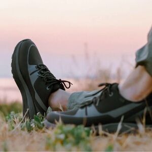 Kizik NEW London AT Men's Sneakers In Black/Black Sz.10/10.5/11/11.5 Activewear